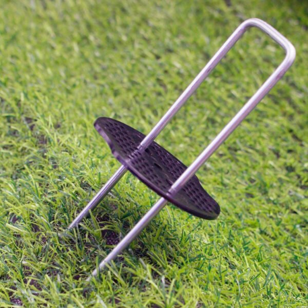 U-shaped peg